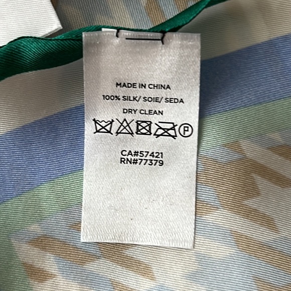 Ann Taylor Houndstooth Silk Little Scarf NWT - Picture 6 of 6